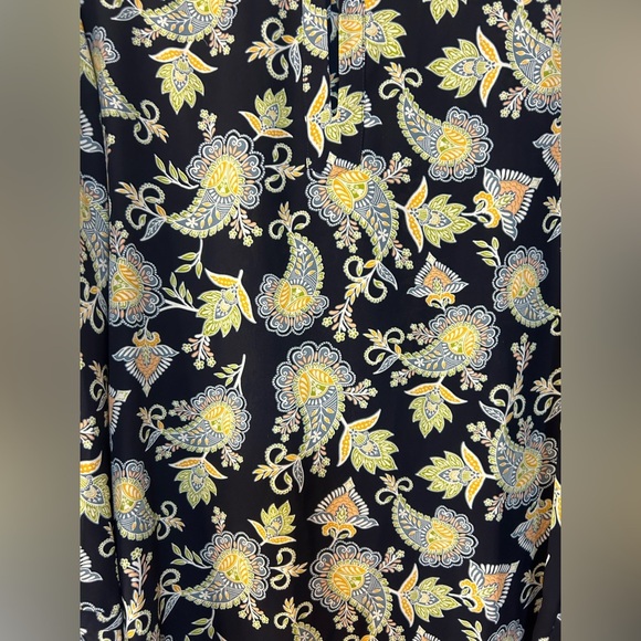 Blouses Loft Paisley Blue Green Bell Sleeve Blouse Size Medium - Picture 2 of 7